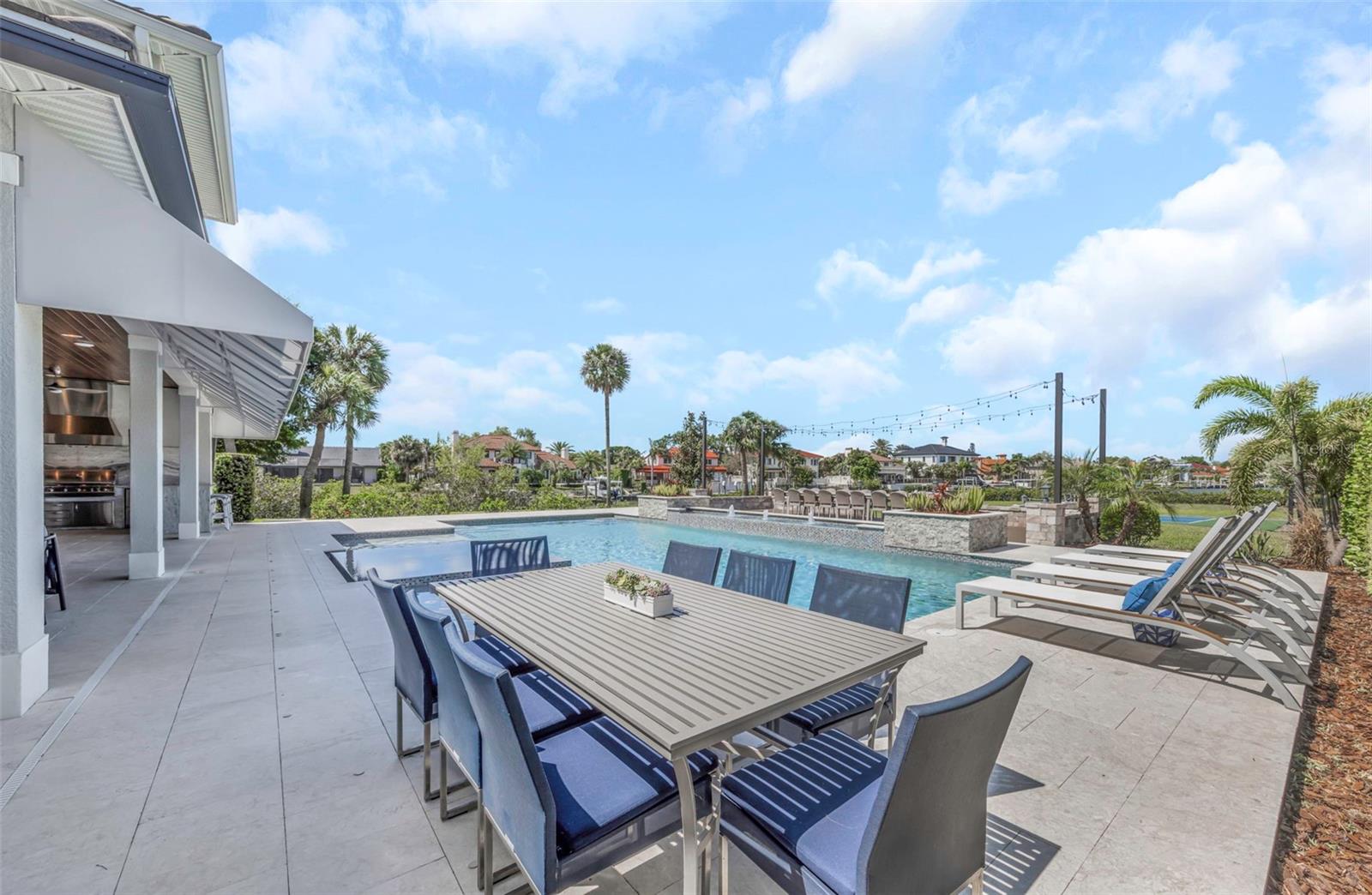 4028 ROCKY SHORES DR, TAMPA, FL, 33634