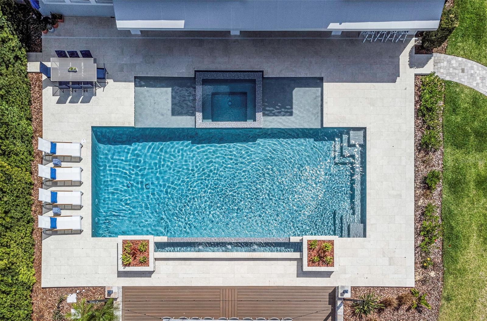 4028 ROCKY SHORES DR, TAMPA, FL, 33634