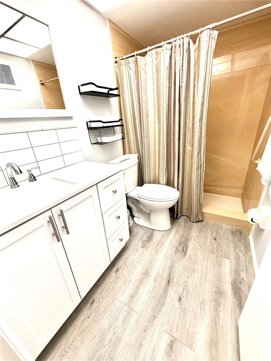 7238 55TH AVE N, ST PETERSBURG, FL, 33709