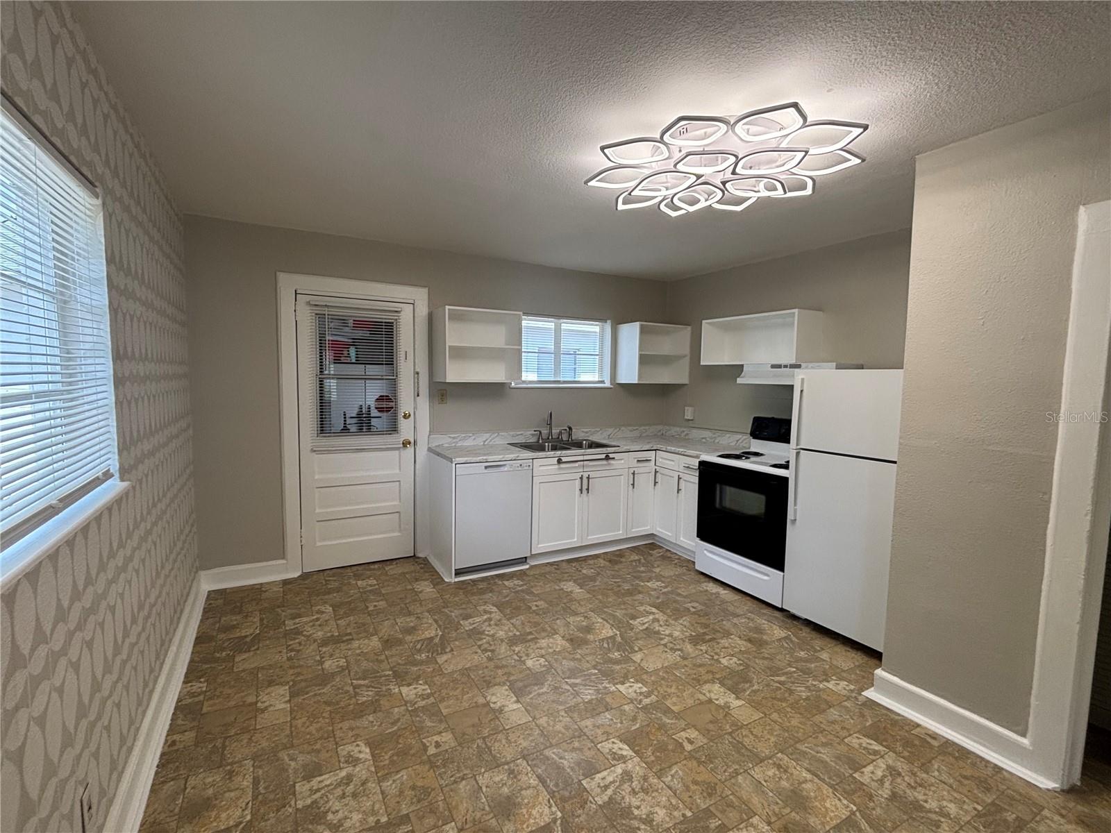 3211 W NORTH A ST, TAMPA, FL, 33609