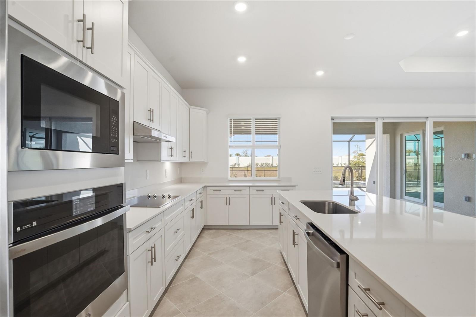 19714 TROUT TER, LAKEWOOD RANCH, FL, 34211