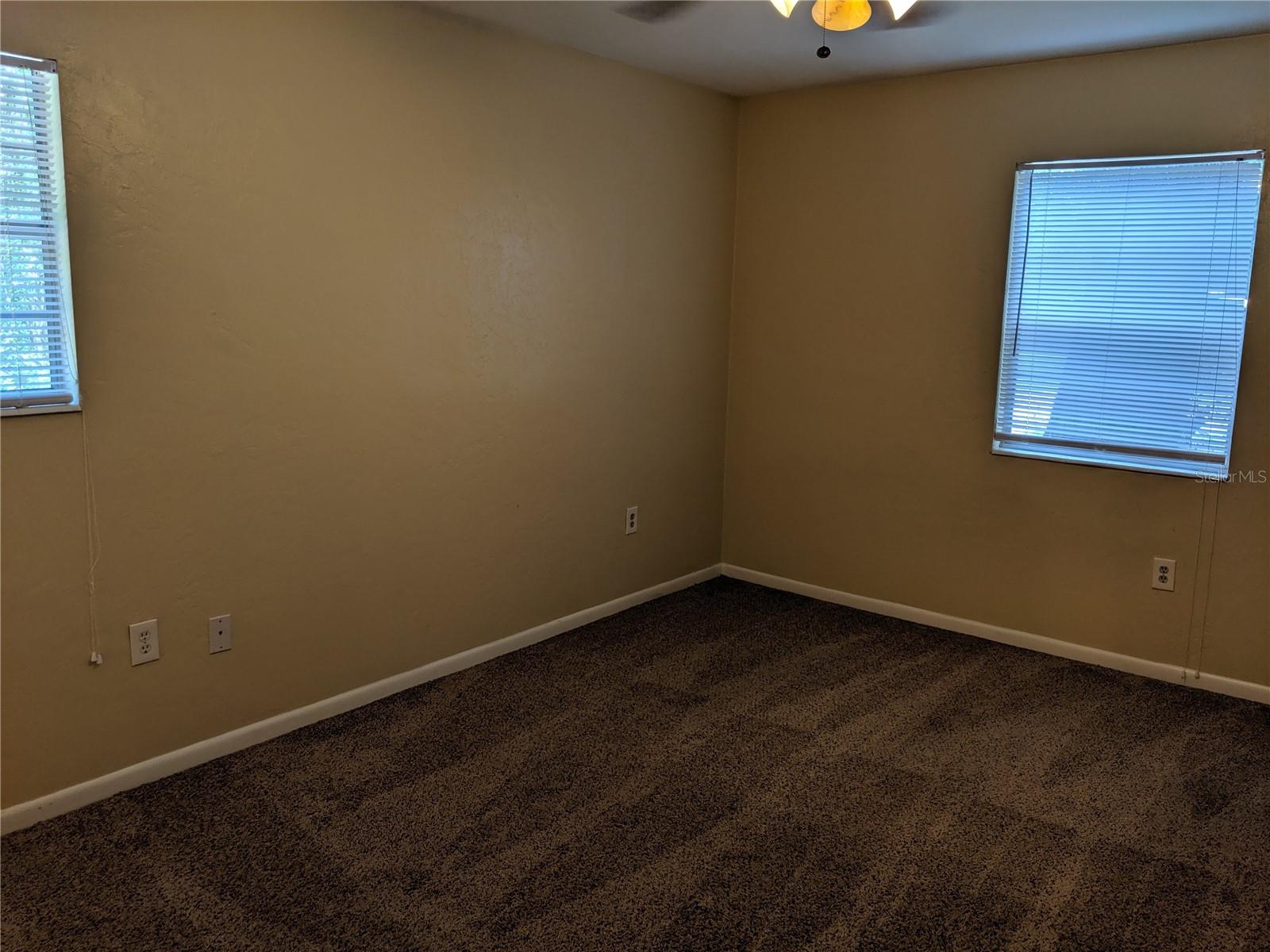 2360 W UNIVERSITY AVE, GAINESVILLE, FL, 32607