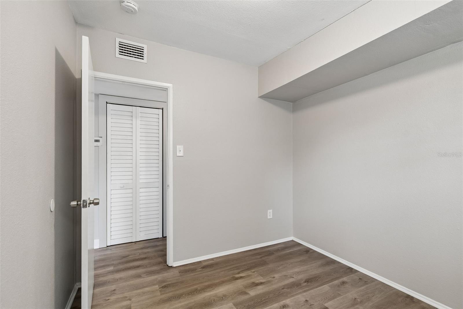 9228 82ND WAY, SEMINOLE, FL, 33777