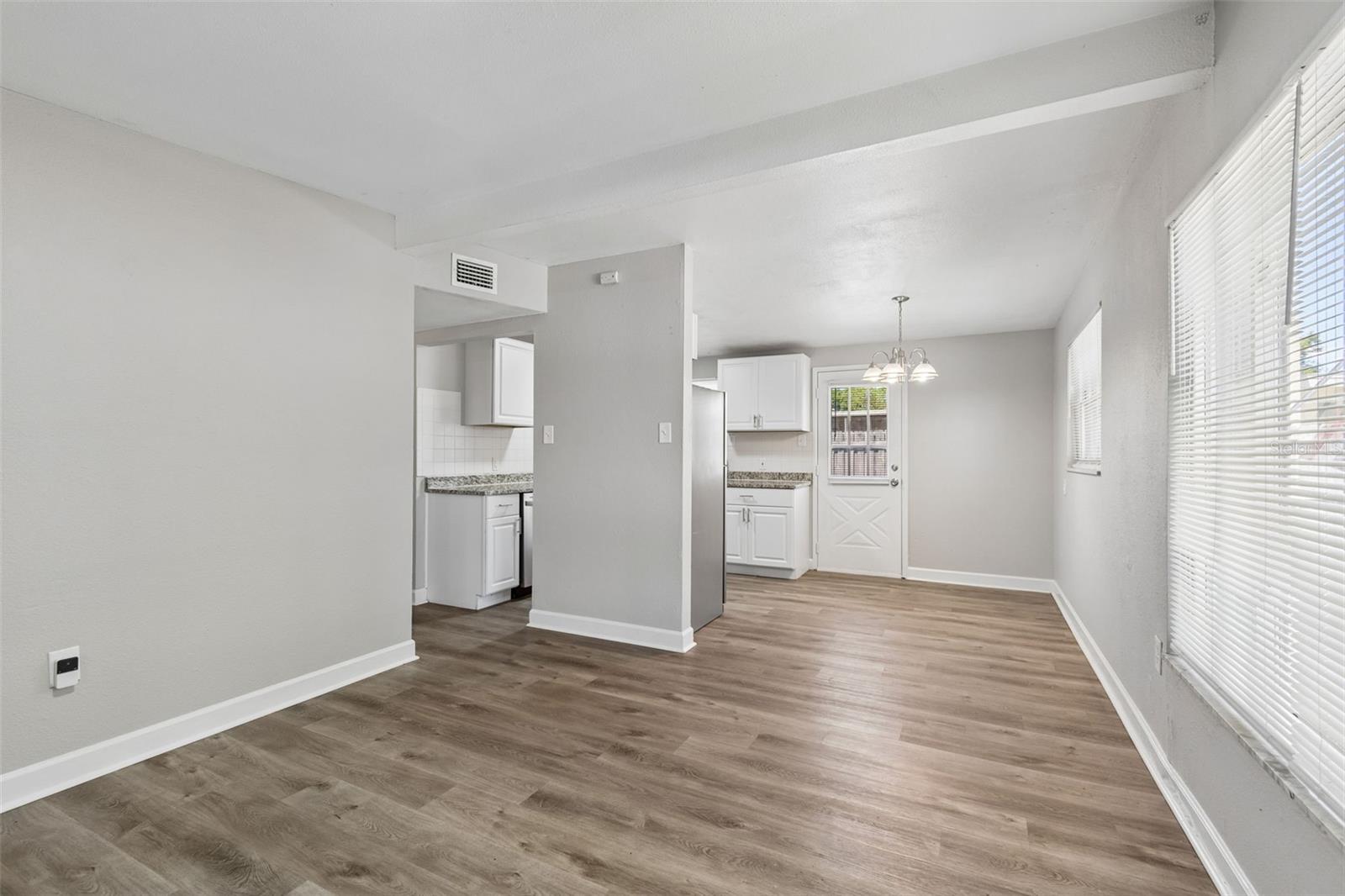 9228 82ND WAY, SEMINOLE, FL, 33777