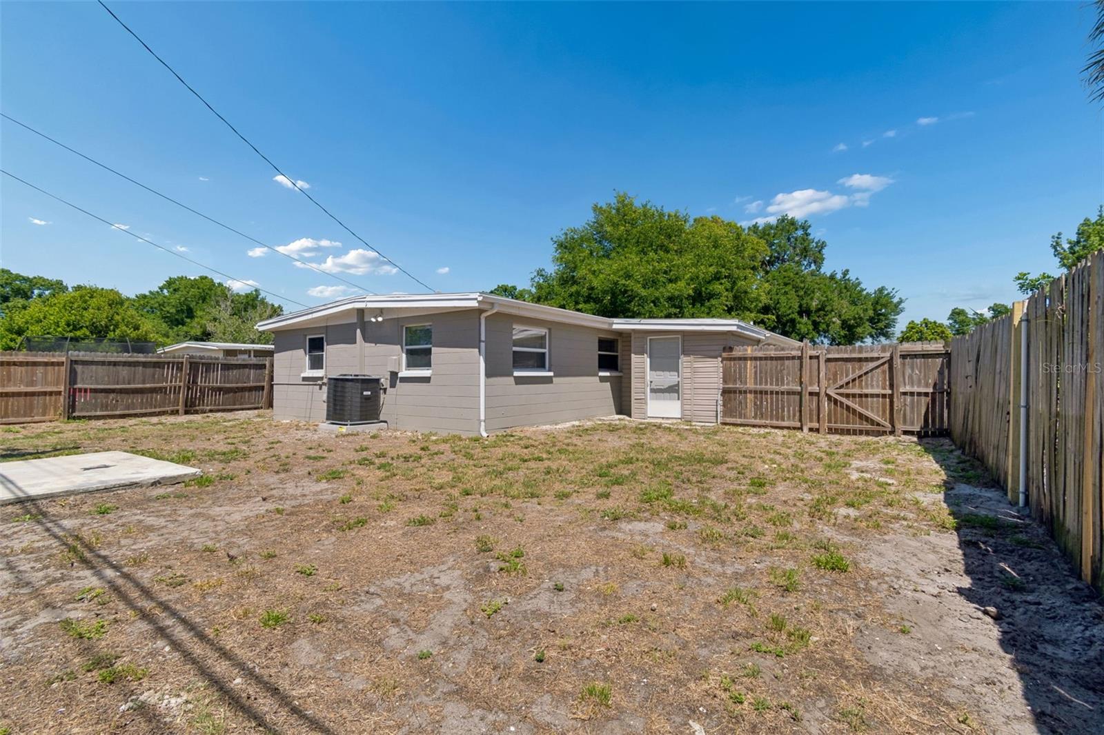 9228 82ND WAY, SEMINOLE, FL, 33777