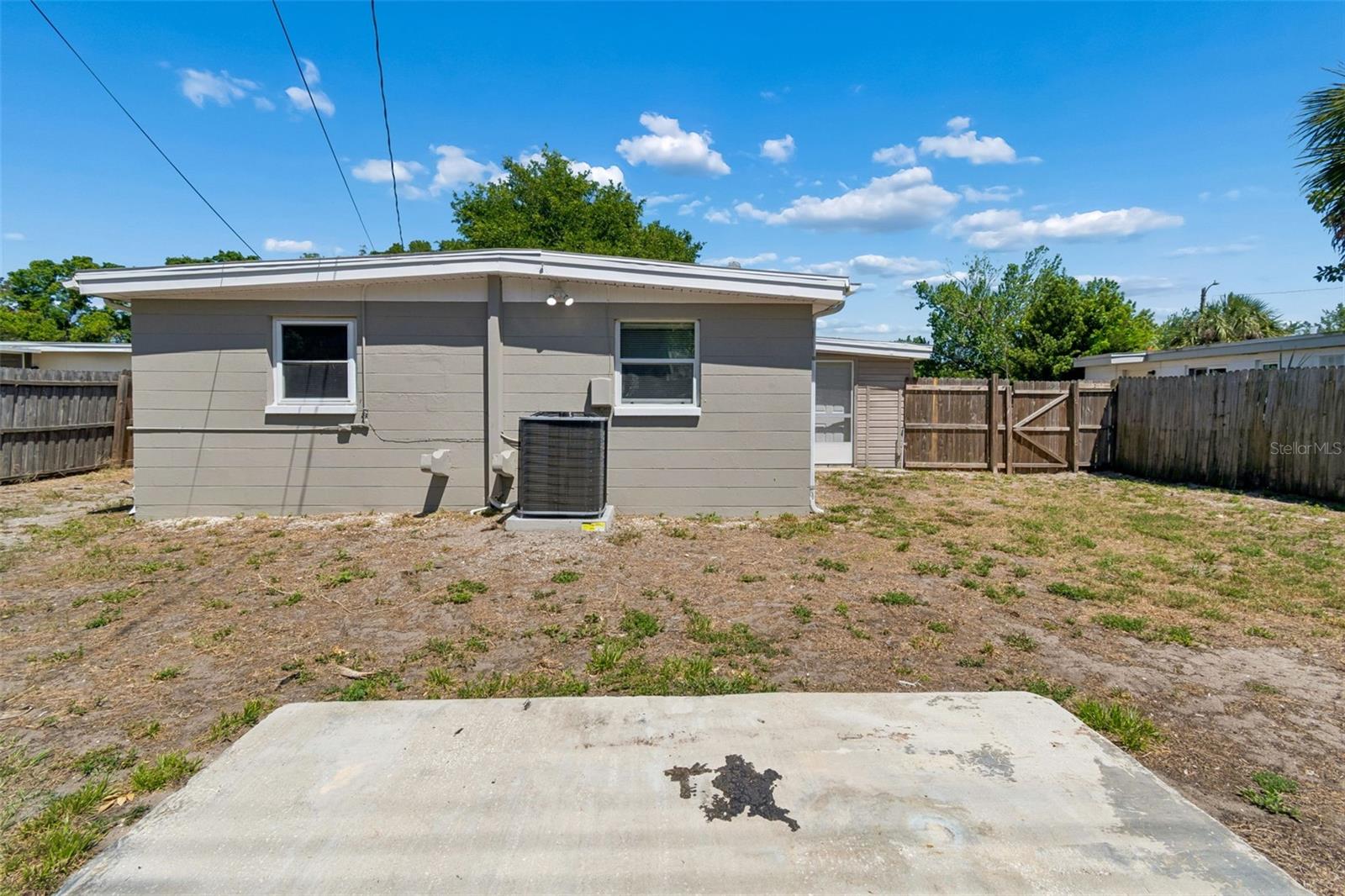 9228 82ND WAY, SEMINOLE, FL, 33777