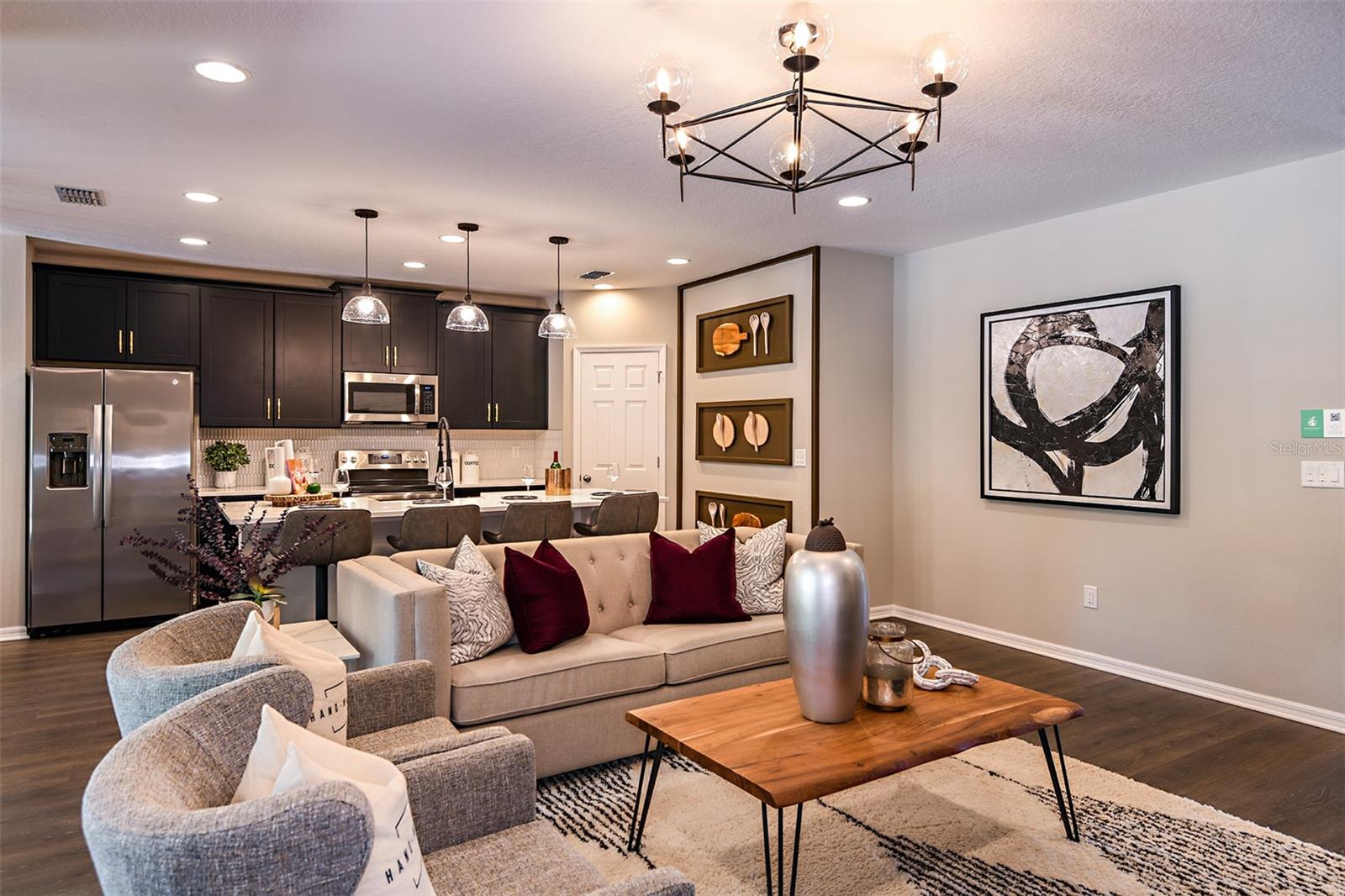 591 DARSHIRE AVE, EUSTIS, FL, 32736