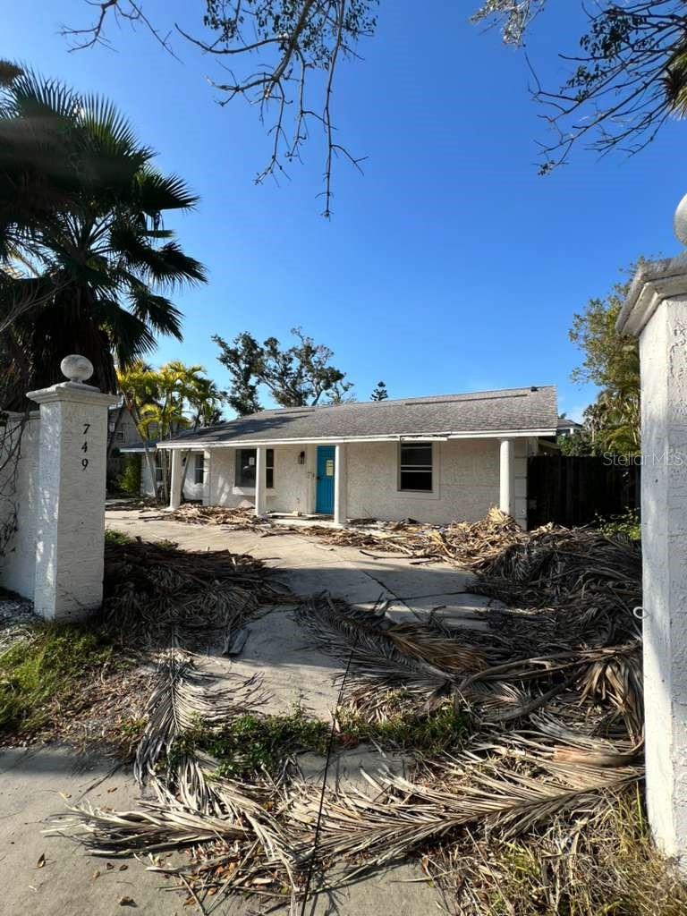 749 SIESTA DR, SARASOTA, FL, 34242
