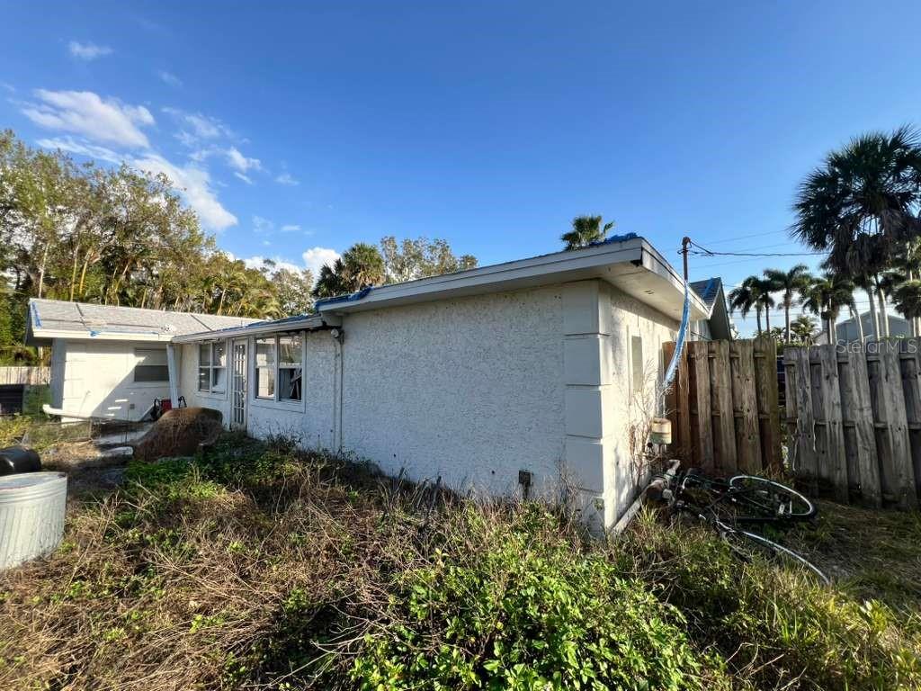749 SIESTA DR, SARASOTA, FL, 34242