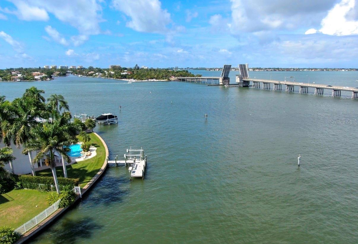 749 SIESTA DR, SARASOTA, FL, 34242