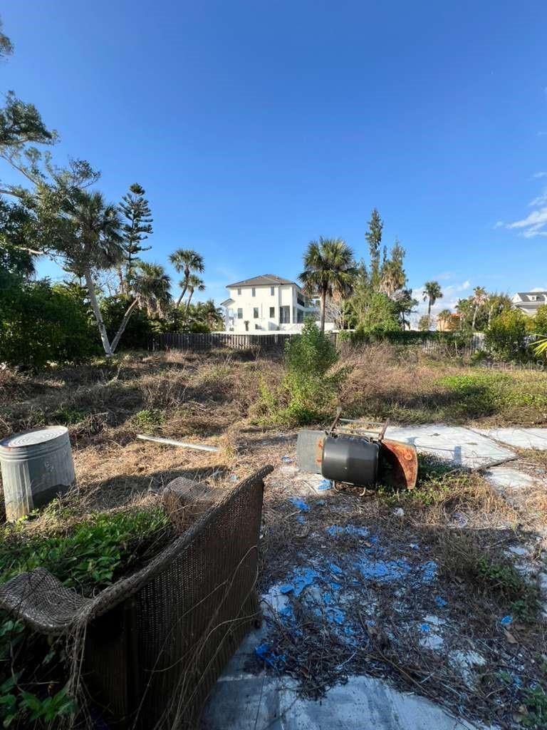 749 SIESTA DR, SARASOTA, FL, 34242