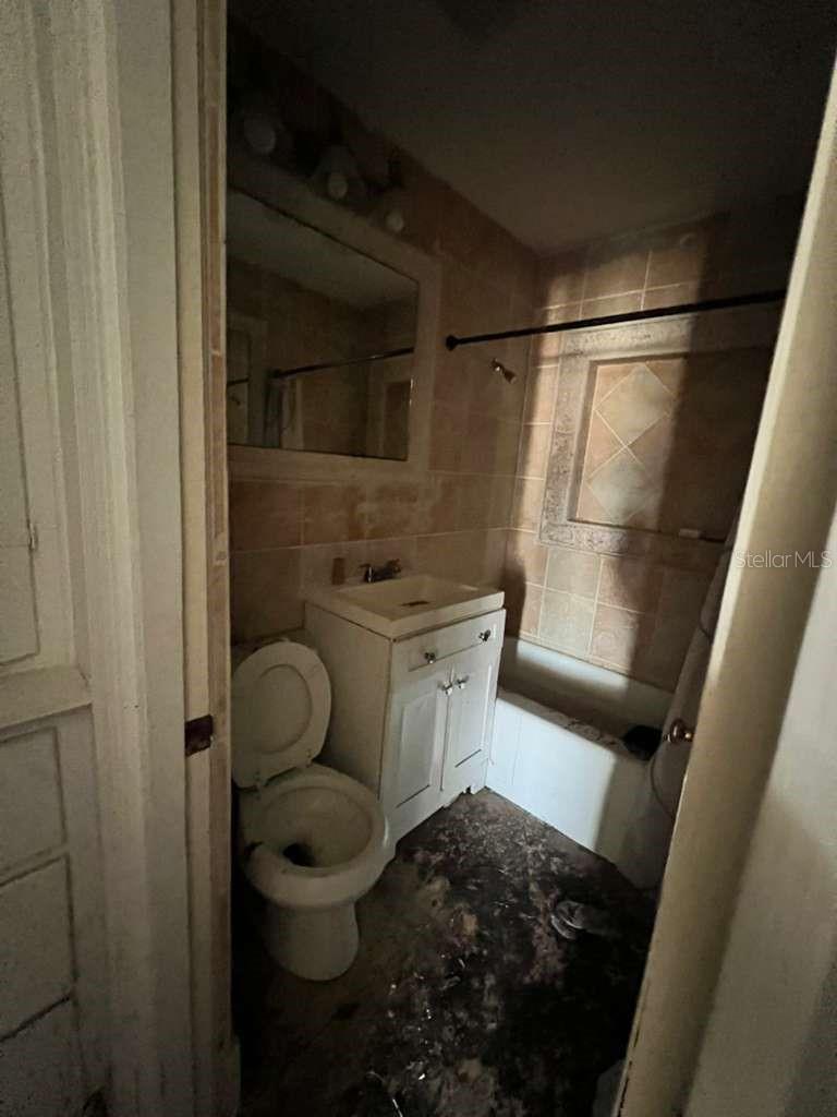 749 SIESTA DR, SARASOTA, FL, 34242