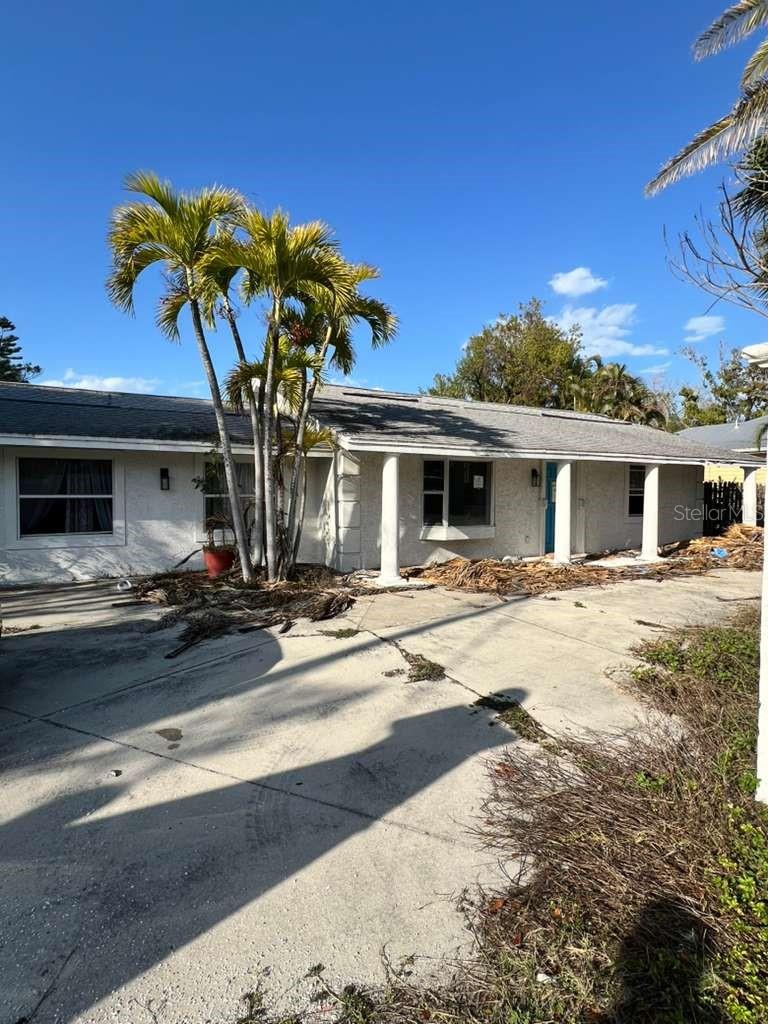 749 SIESTA DR, SARASOTA, FL, 34242
