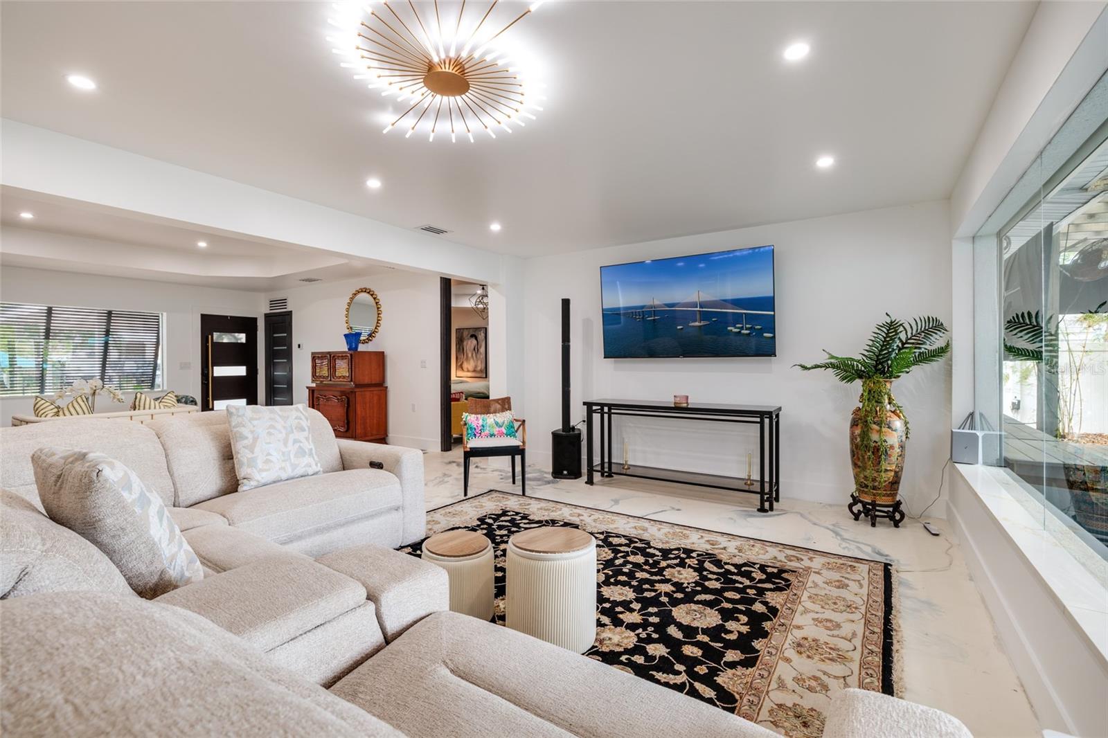 2216 S OCCIDENT ST, TAMPA, FL, 33629