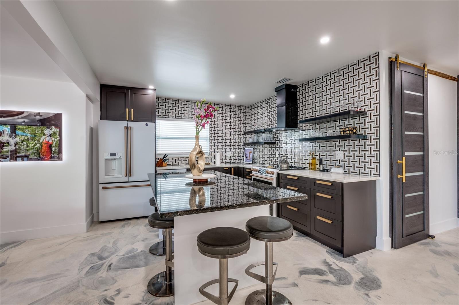 2216 S OCCIDENT ST, TAMPA, FL, 33629