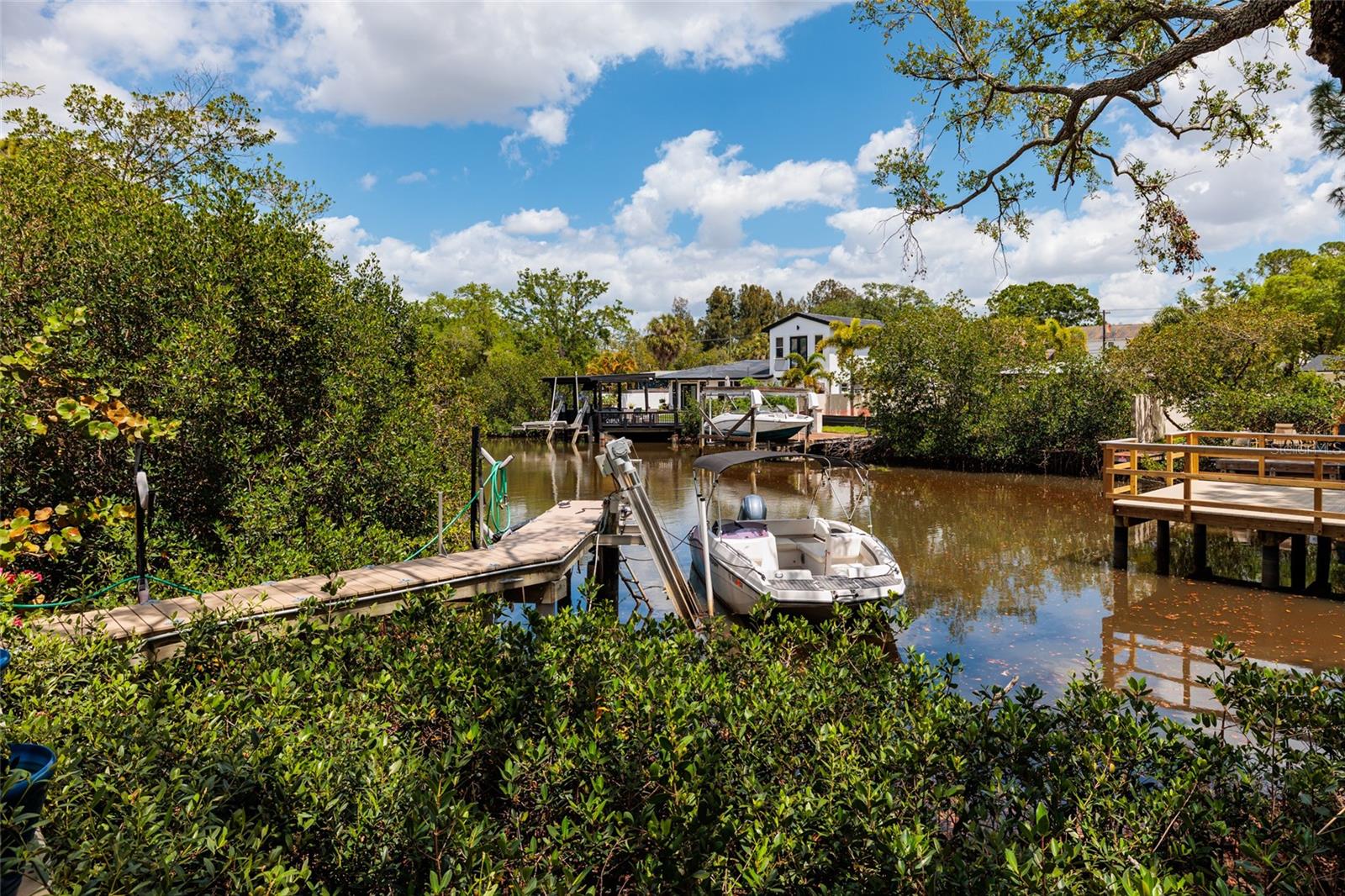 2216 S OCCIDENT ST, TAMPA, FL, 33629