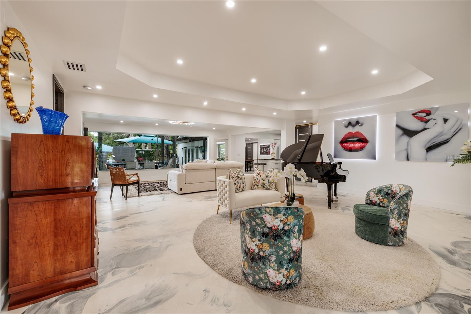 2216 S OCCIDENT ST, TAMPA, FL, 33629