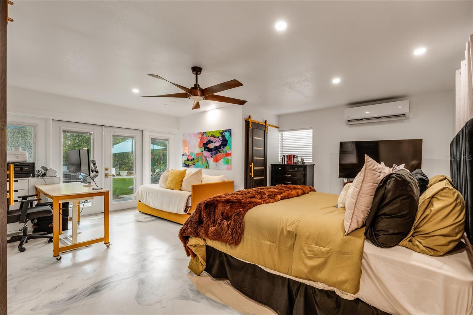 2216 S OCCIDENT ST, TAMPA, FL, 33629