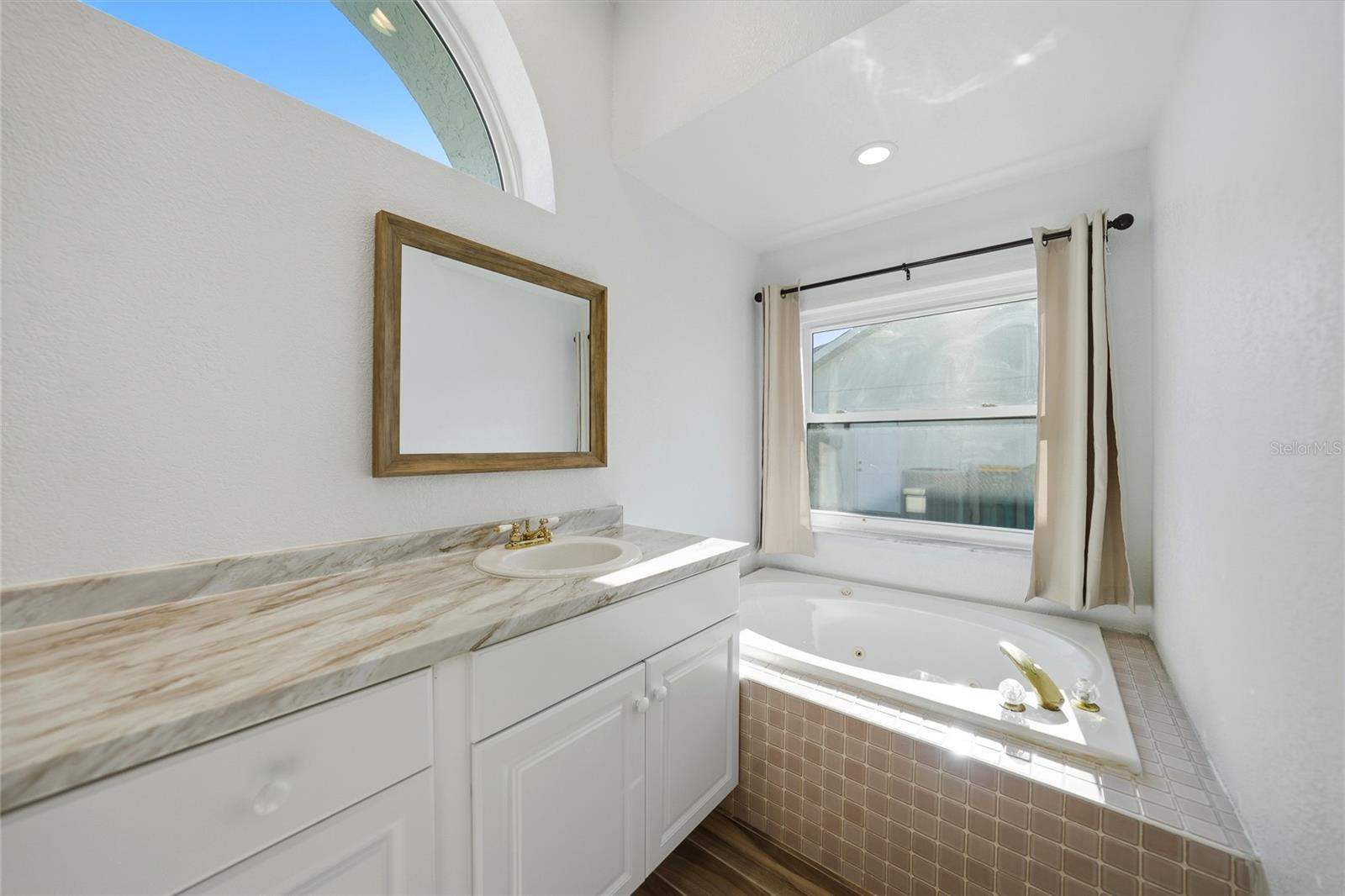 64 SPORTSMAN CT, ROTONDA WEST, FL, 33947