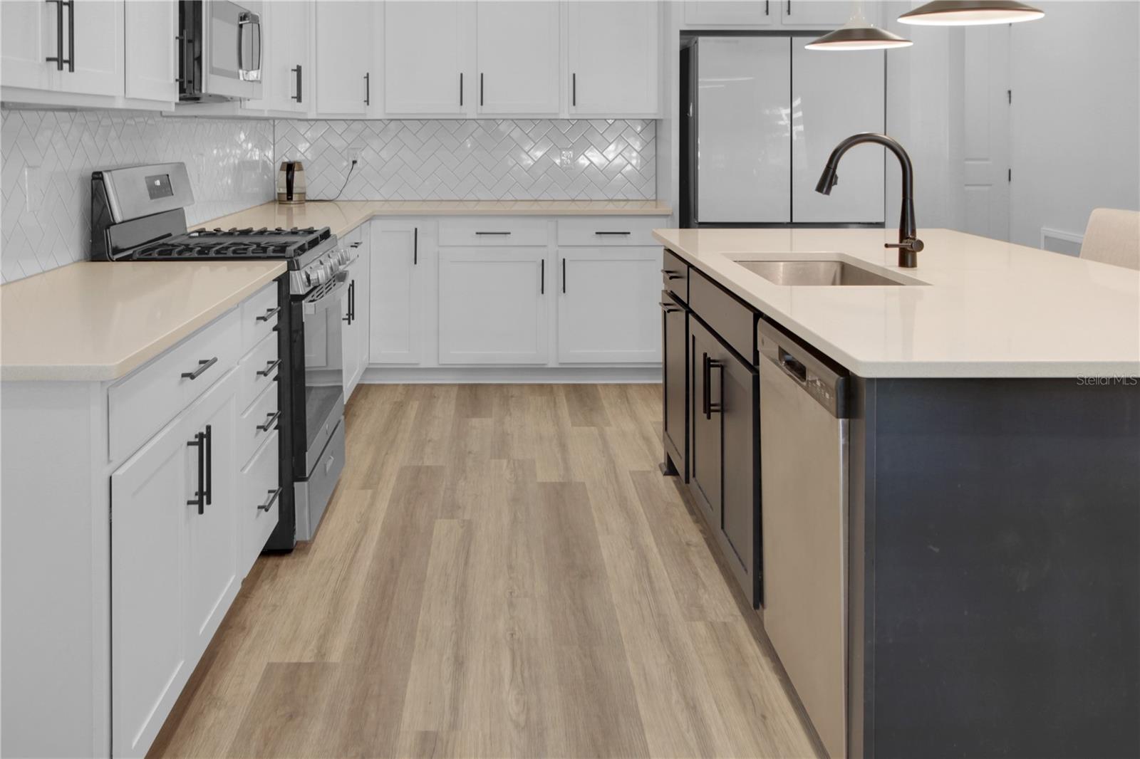 5208 MEADOW SONG DR, OKAHUMPKA, FL, 34762