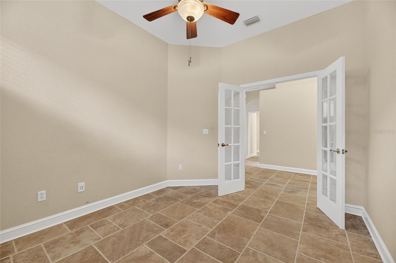 1039 EMERALD DUNES DR, SUN CITY CENTER, FL, 33573