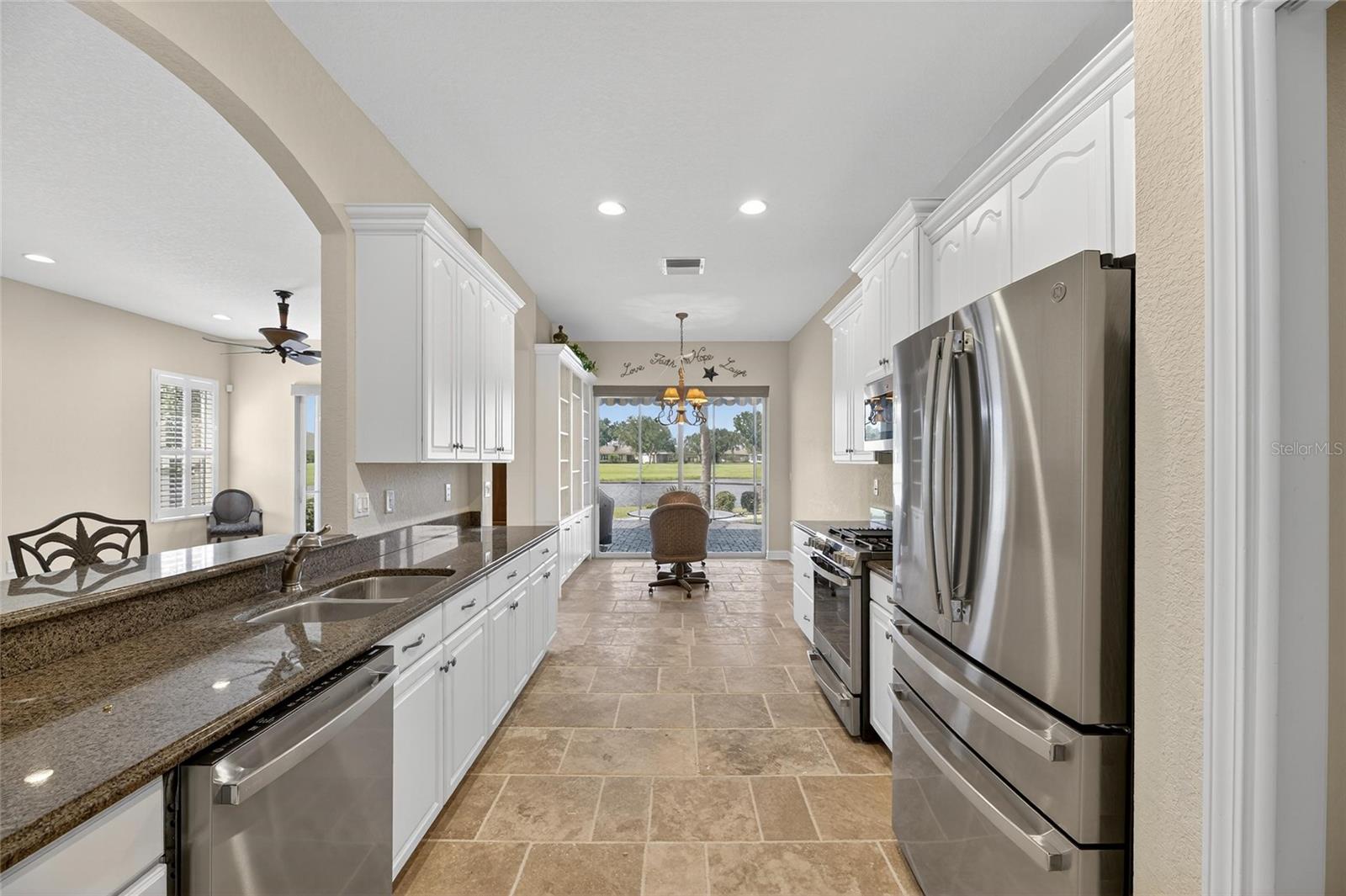 1039 EMERALD DUNES DR, SUN CITY CENTER, FL, 33573