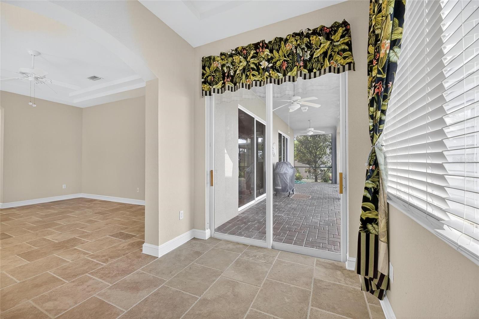 1039 EMERALD DUNES DR, SUN CITY CENTER, FL, 33573