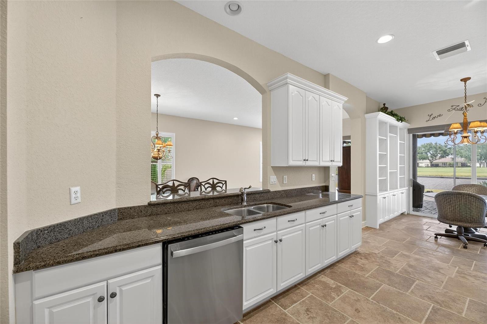 1039 EMERALD DUNES DR, SUN CITY CENTER, FL, 33573