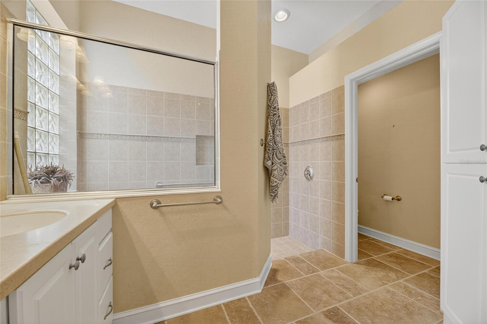 1039 EMERALD DUNES DR, SUN CITY CENTER, FL, 33573