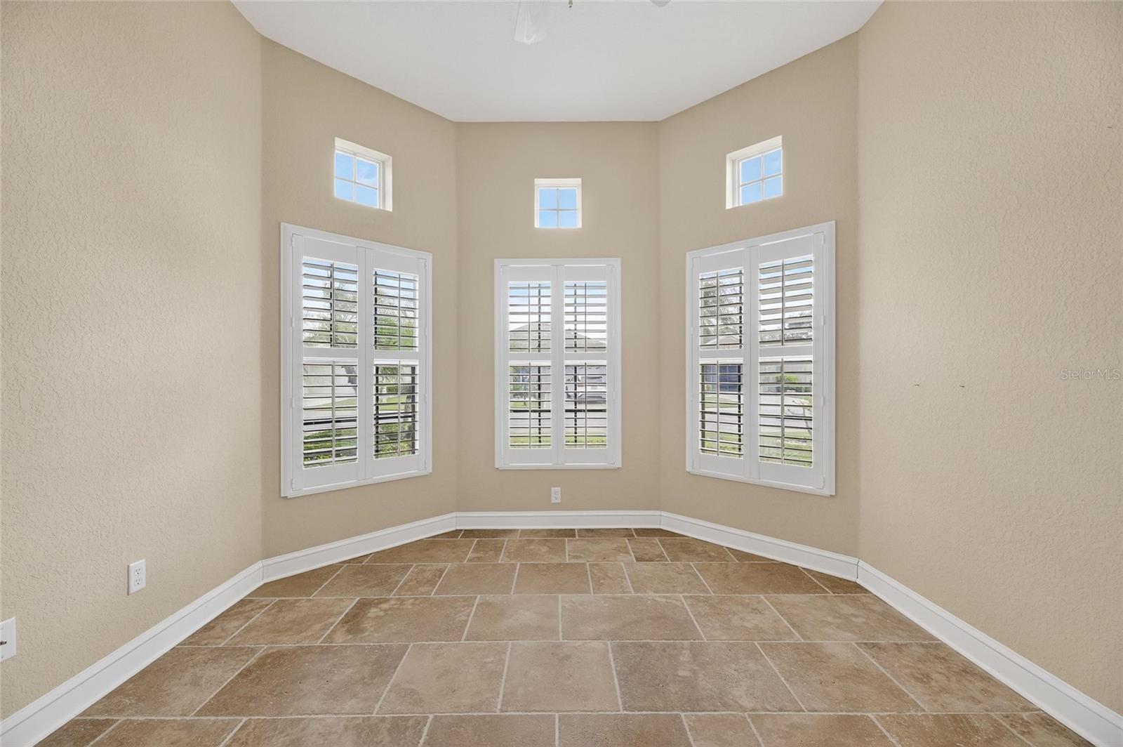 1039 EMERALD DUNES DR, SUN CITY CENTER, FL, 33573