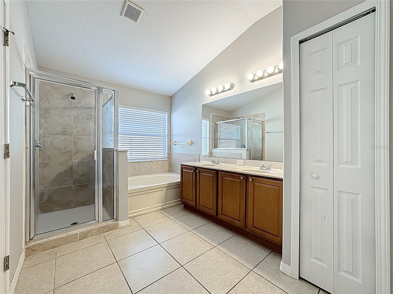 15448 LONG CYPRESS DR, RUSKIN, FL, 33573