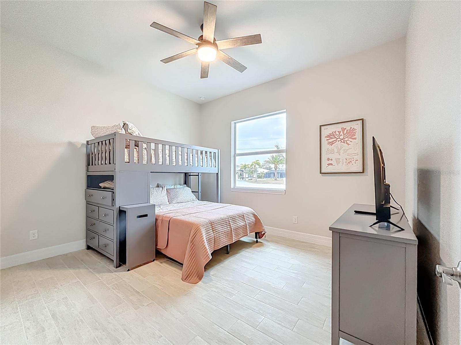 107 SWAN DR, ROTONDA WEST, FL, 33947