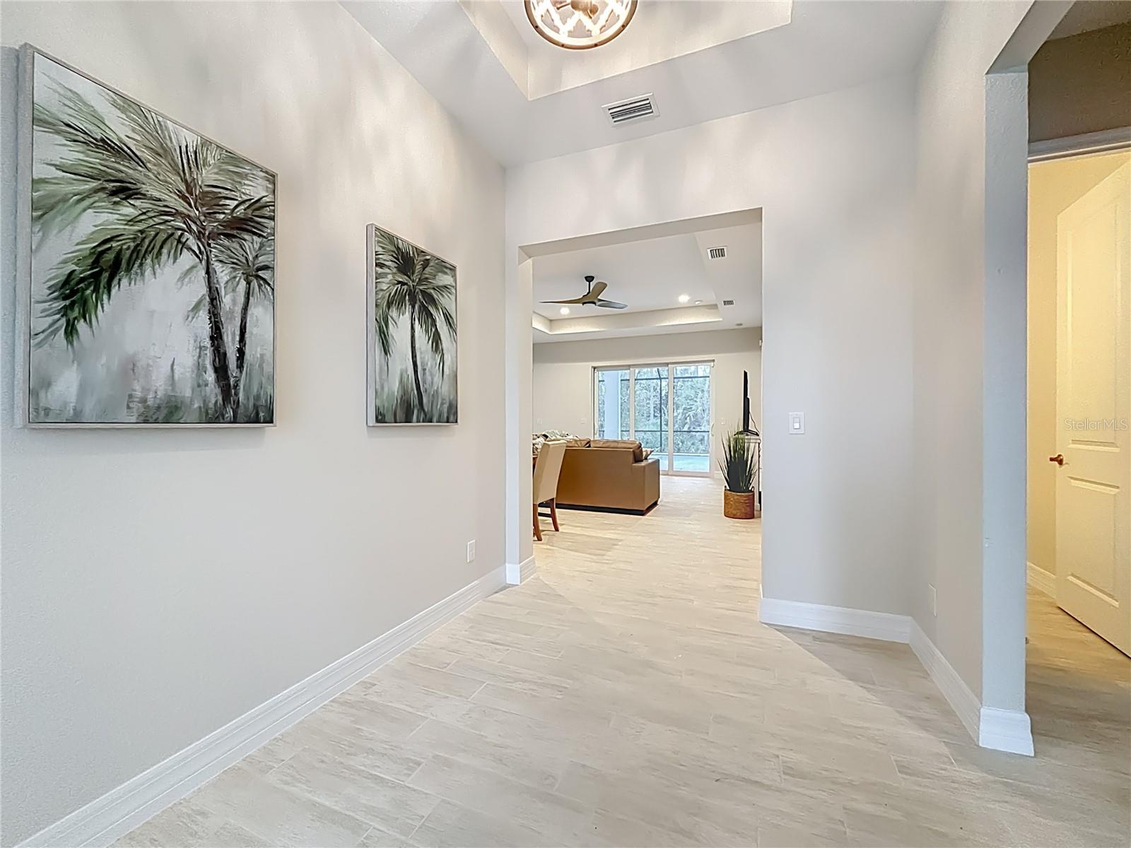 107 SWAN DR, ROTONDA WEST, FL, 33947