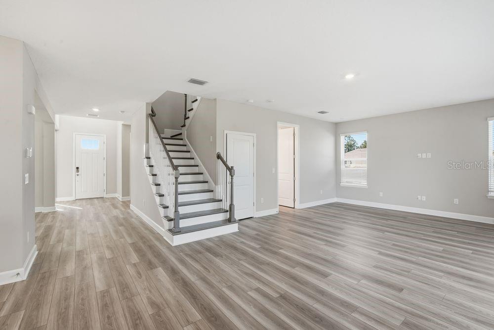 1572 TRAILHEAD LN, ZEPHYRHILLS, FL, 33541