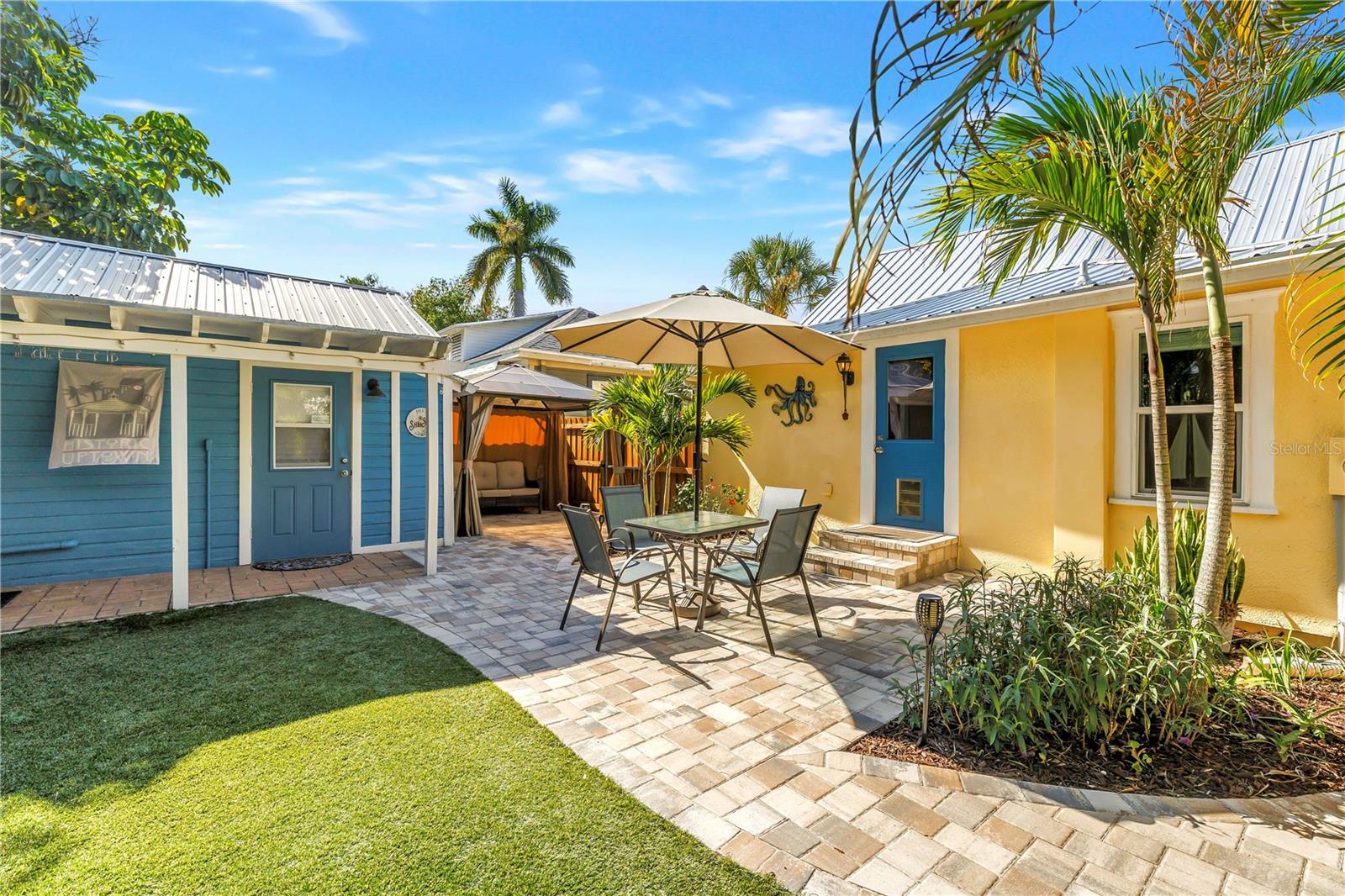 748 11TH AVE N, ST PETERSBURG, FL, 33701