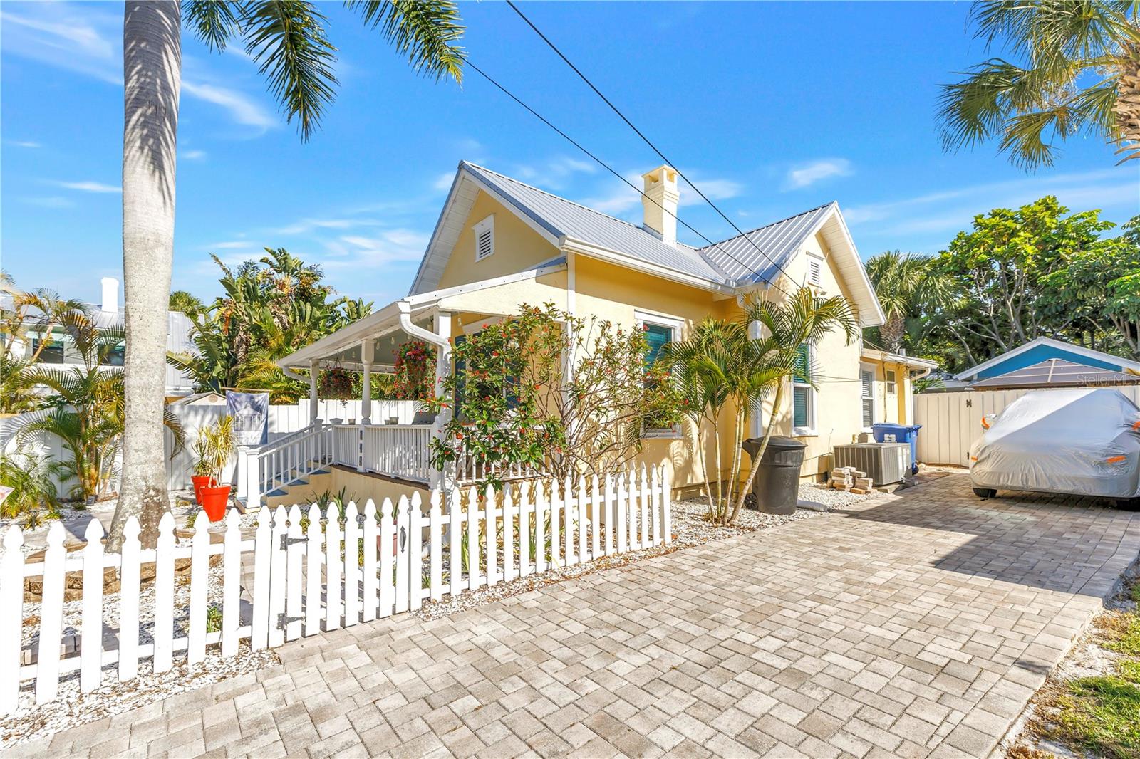 748 11TH AVE N, ST PETERSBURG, FL, 33701