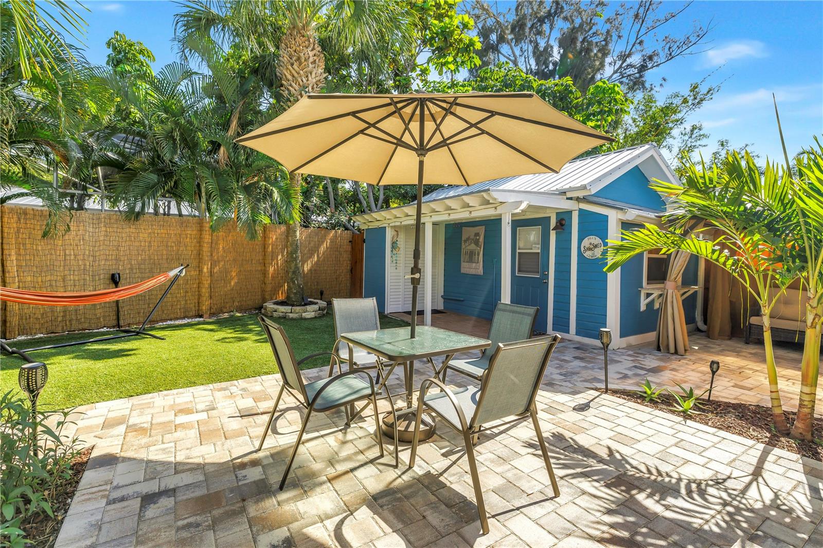 748 11TH AVE N, ST PETERSBURG, FL, 33701