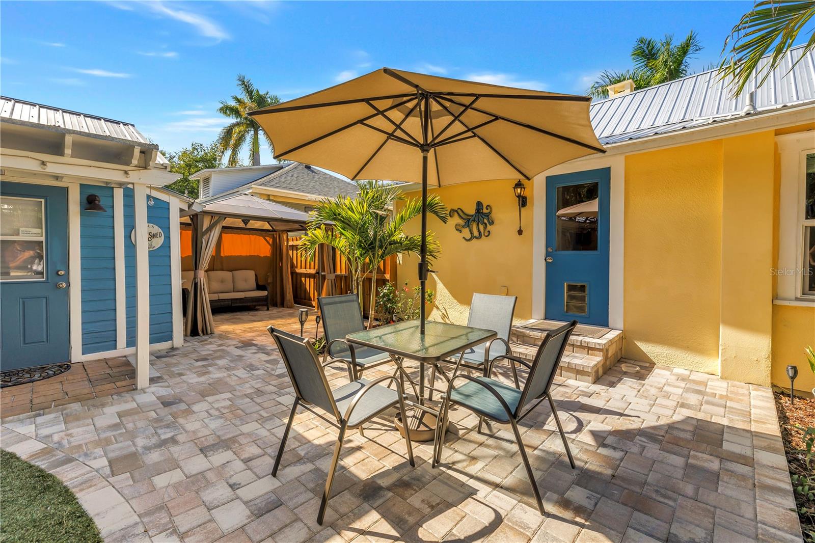 748 11TH AVE N, ST PETERSBURG, FL, 33701