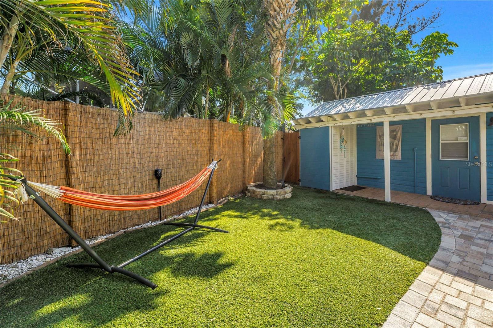 748 11TH AVE N, ST PETERSBURG, FL, 33701