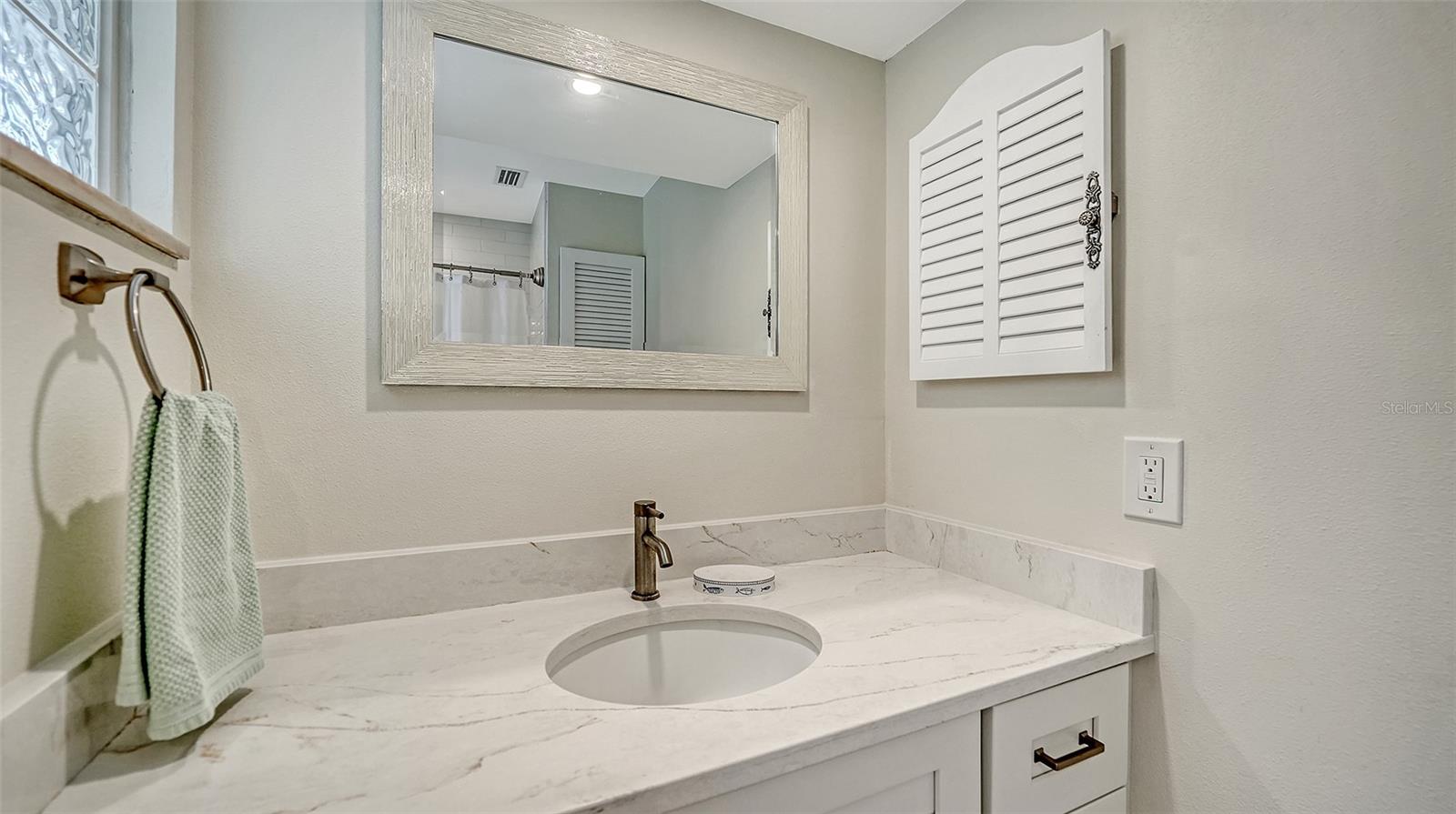 206 HOURGLASS WAY #V10, SARASOTA, FL, 34242