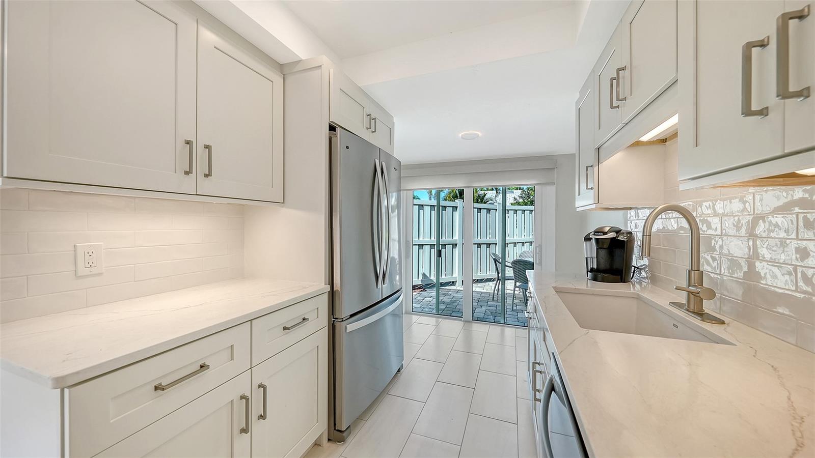 206 HOURGLASS WAY #V10, SARASOTA, FL, 34242