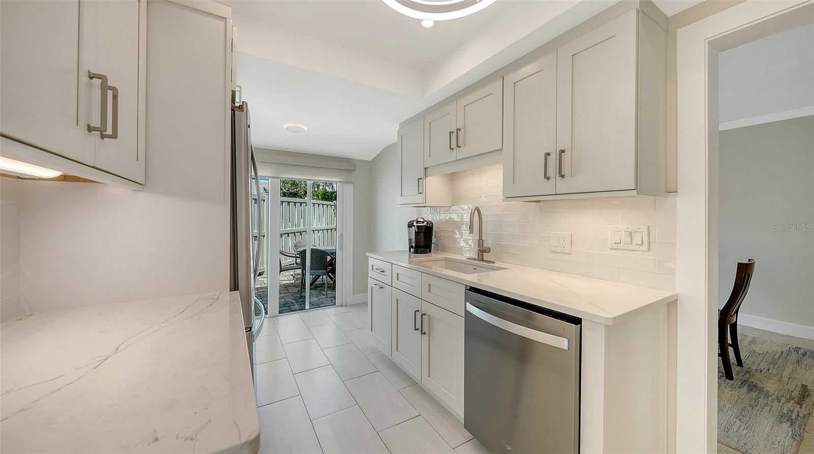 206 HOURGLASS WAY #V10, SARASOTA, FL, 34242