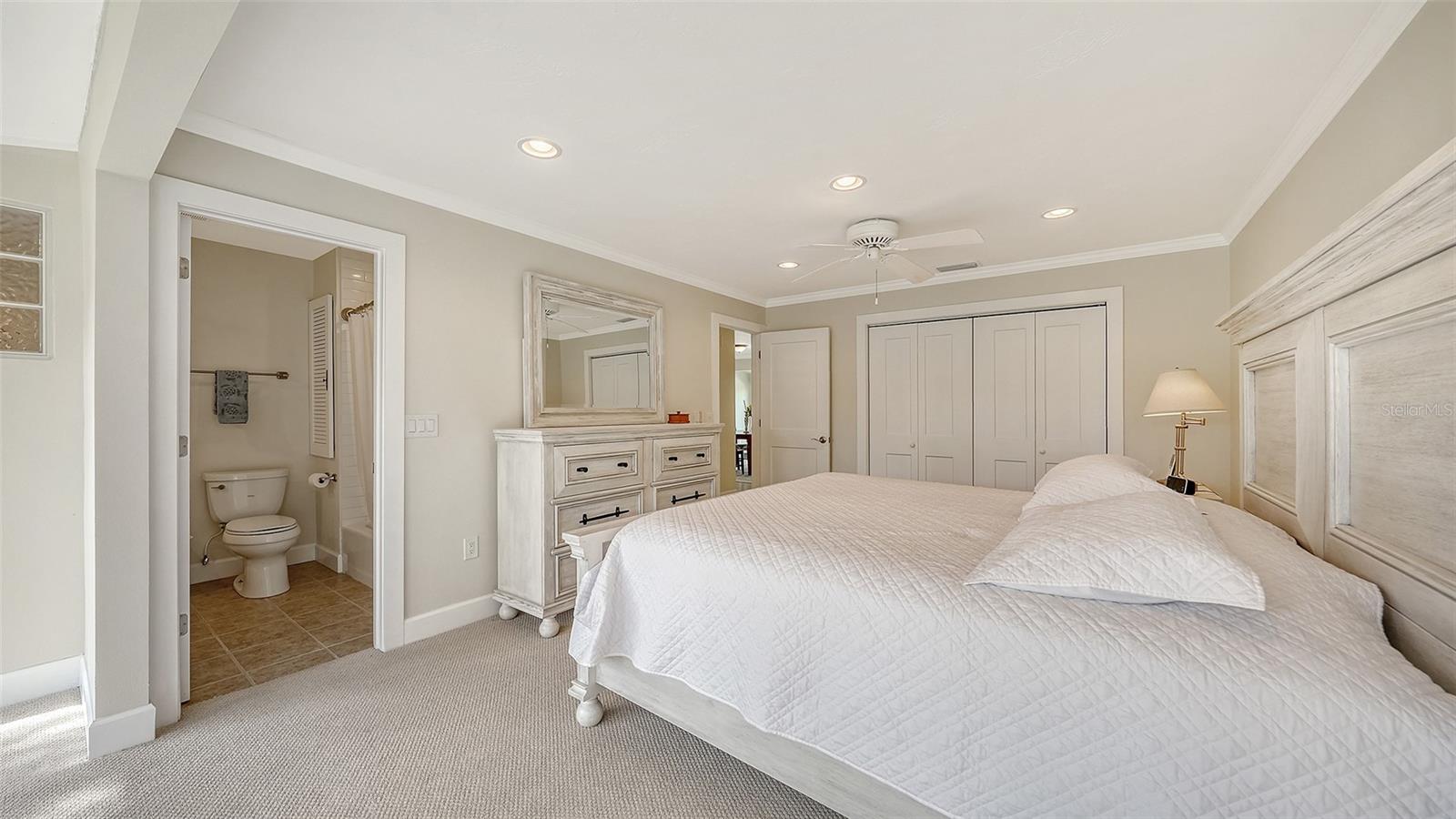 206 HOURGLASS WAY #V10, SARASOTA, FL, 34242