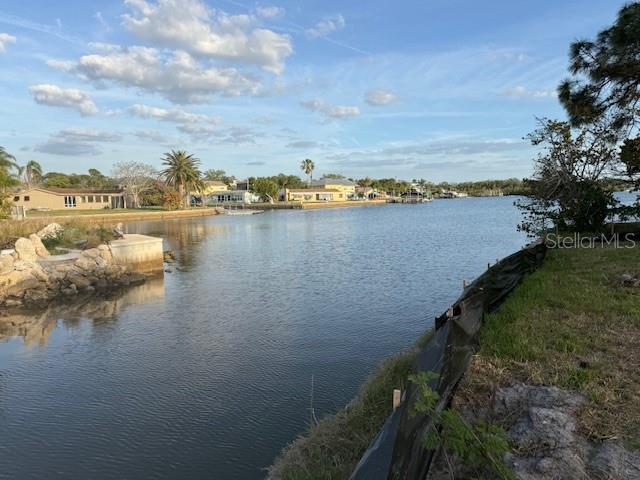 5250 MILLER BAYOU DR, PORT RICHEY, FL, 34668