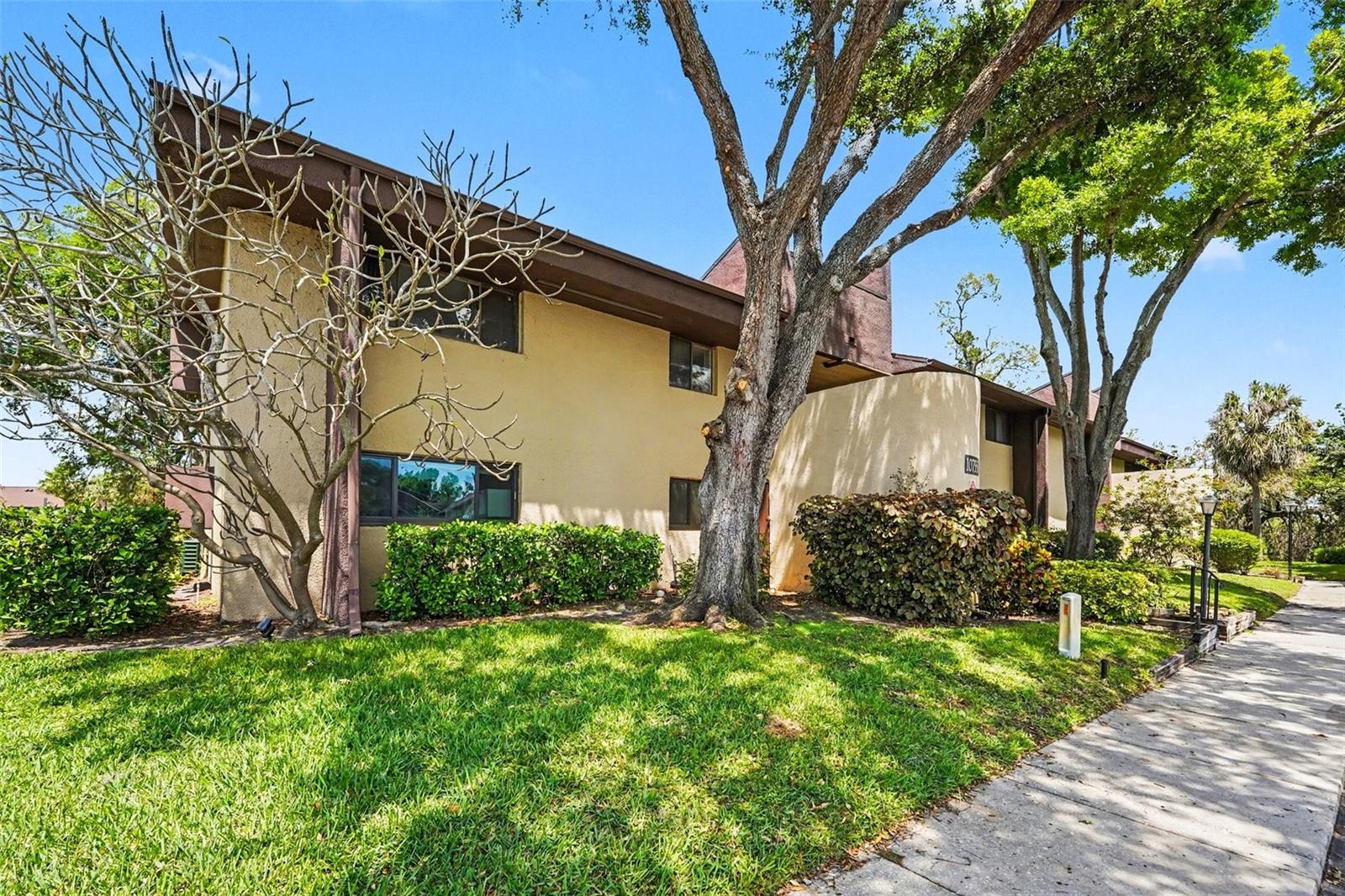 10755 VILLAGE CLUB CIR N #101, ST PETERSBURG, FL, 33716