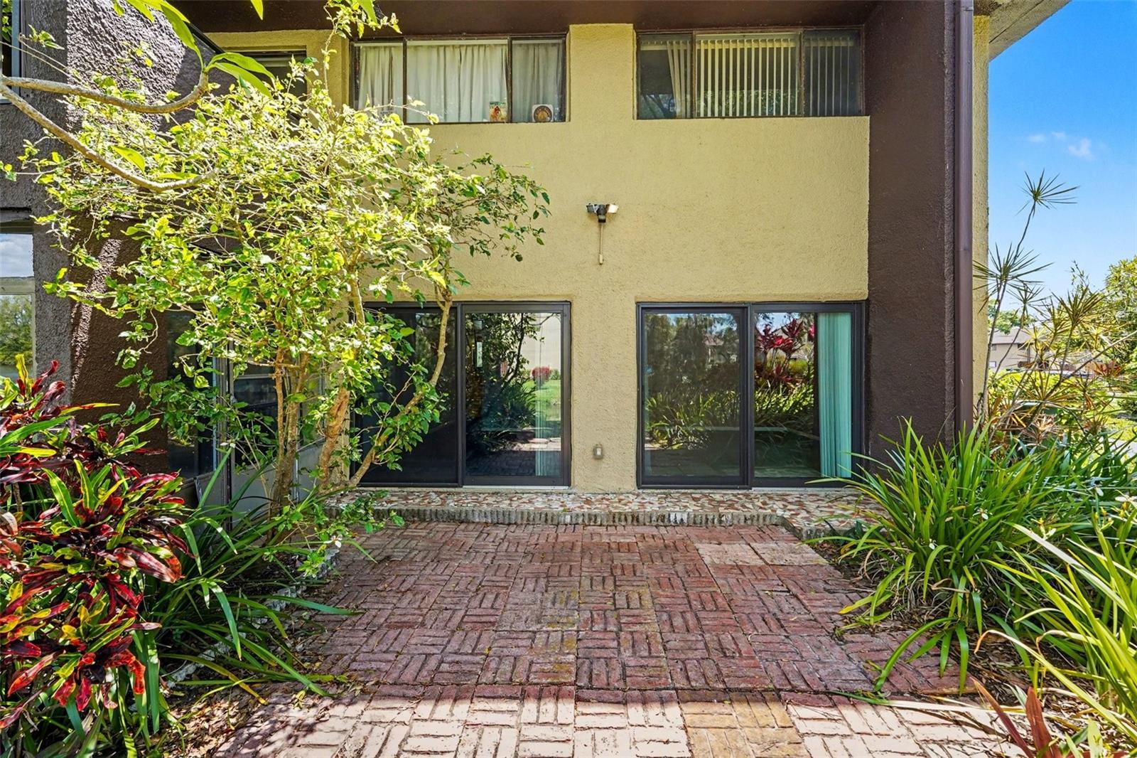 10755 VILLAGE CLUB CIR N #101, ST PETERSBURG, FL, 33716