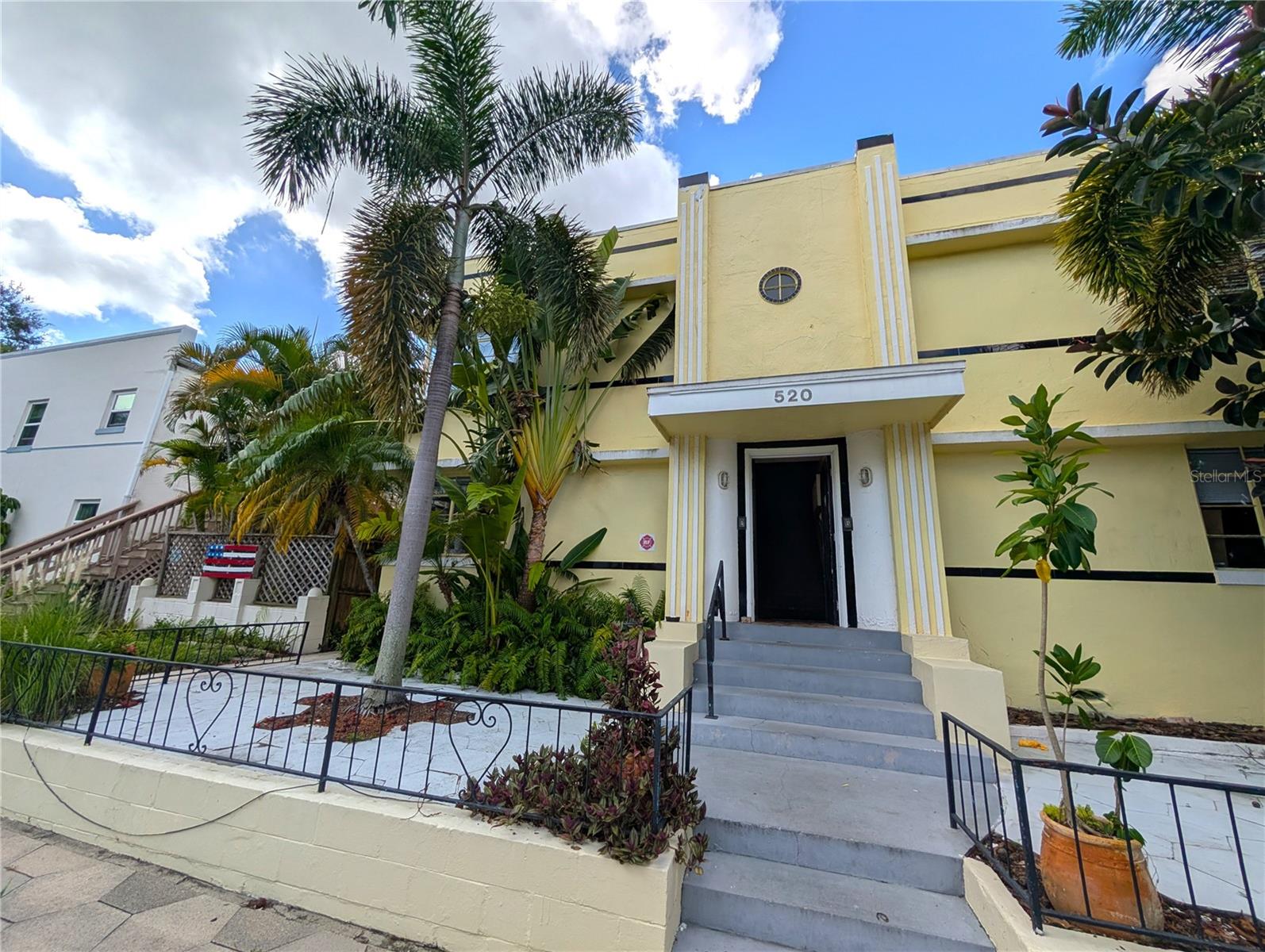 520 11TH AVE N, ST PETERSBURG, FL, 33701