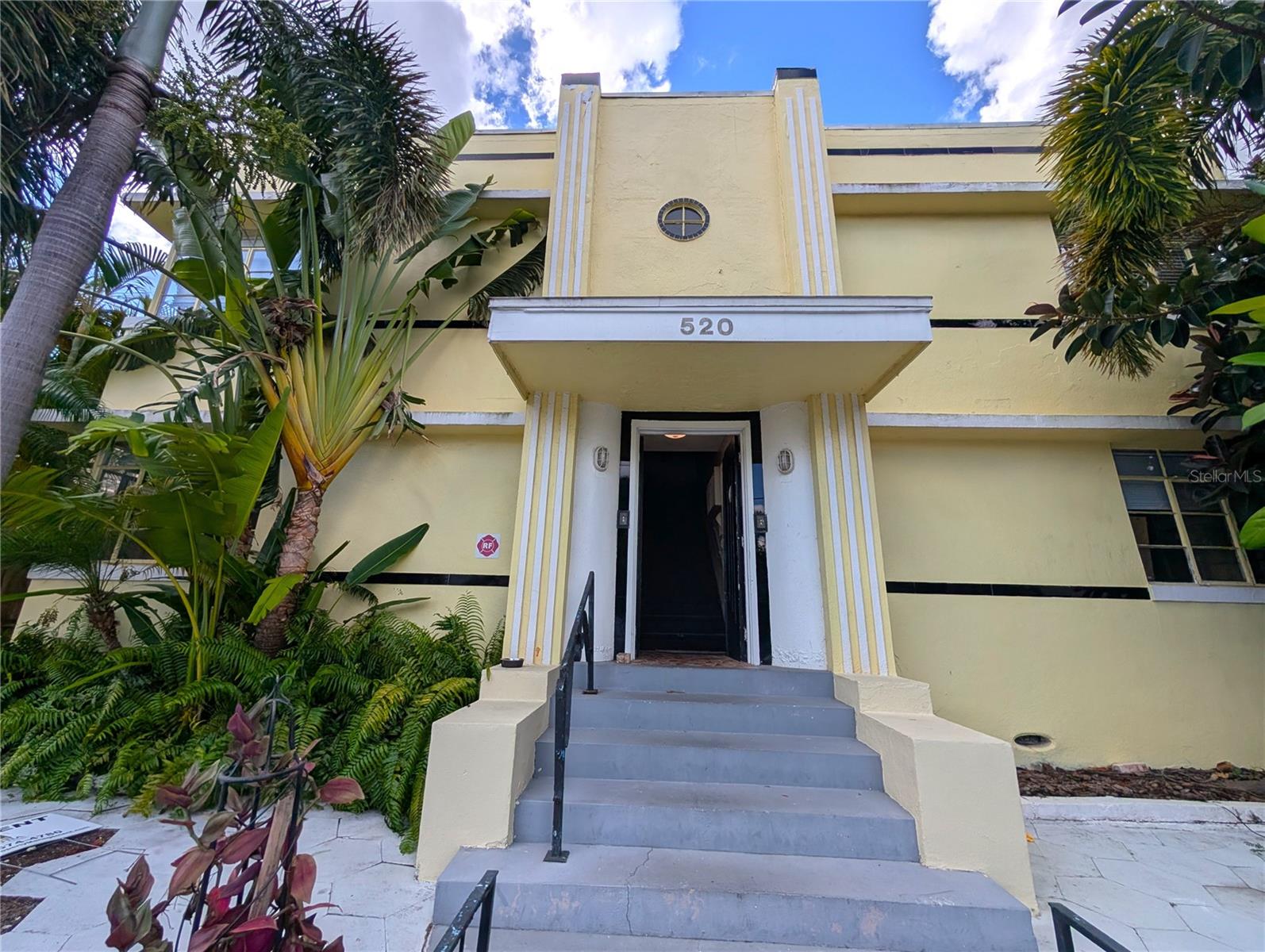 520 11TH AVE N, ST PETERSBURG, FL, 33701