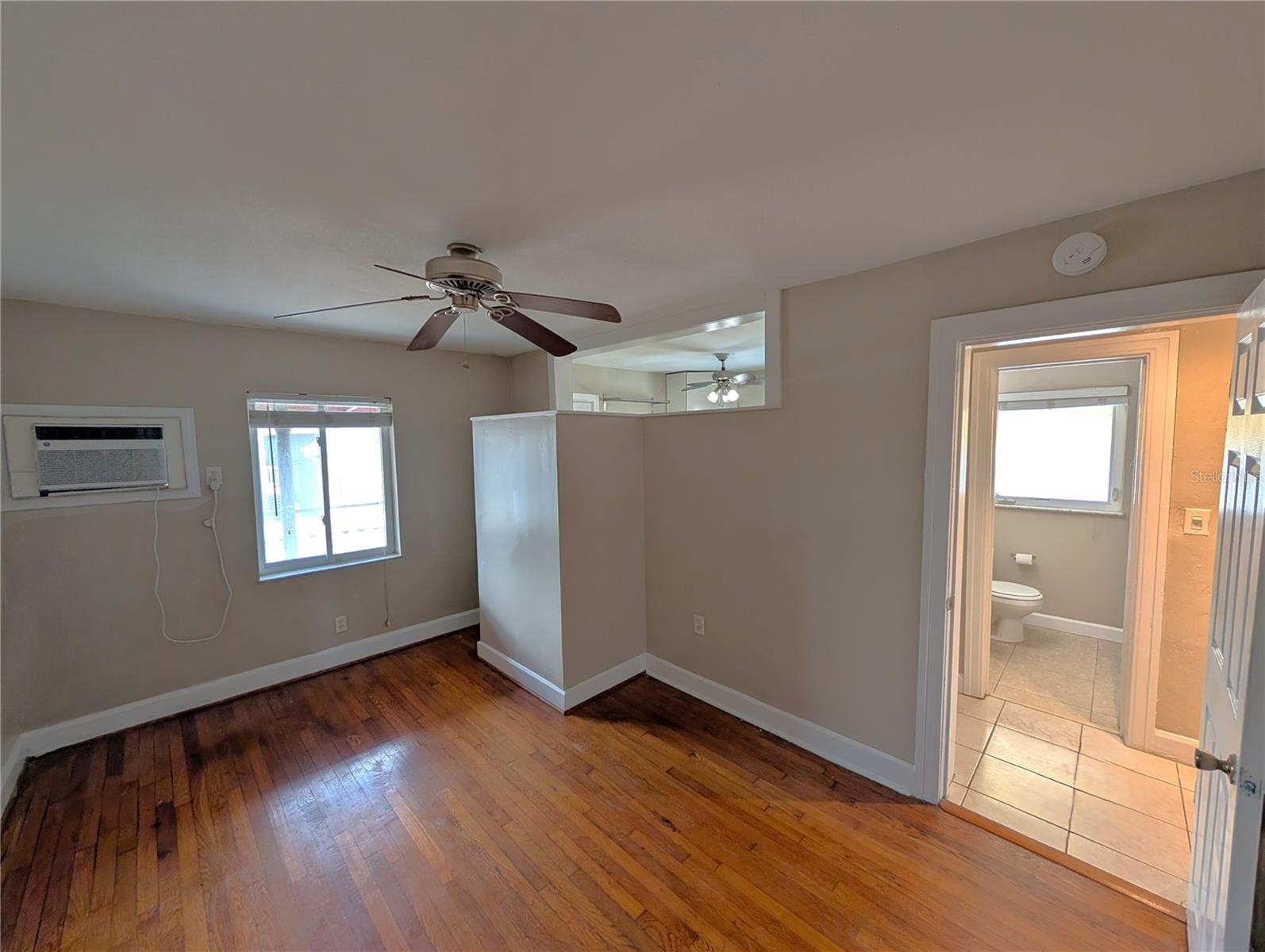 520 11TH AVE N, ST PETERSBURG, FL, 33701