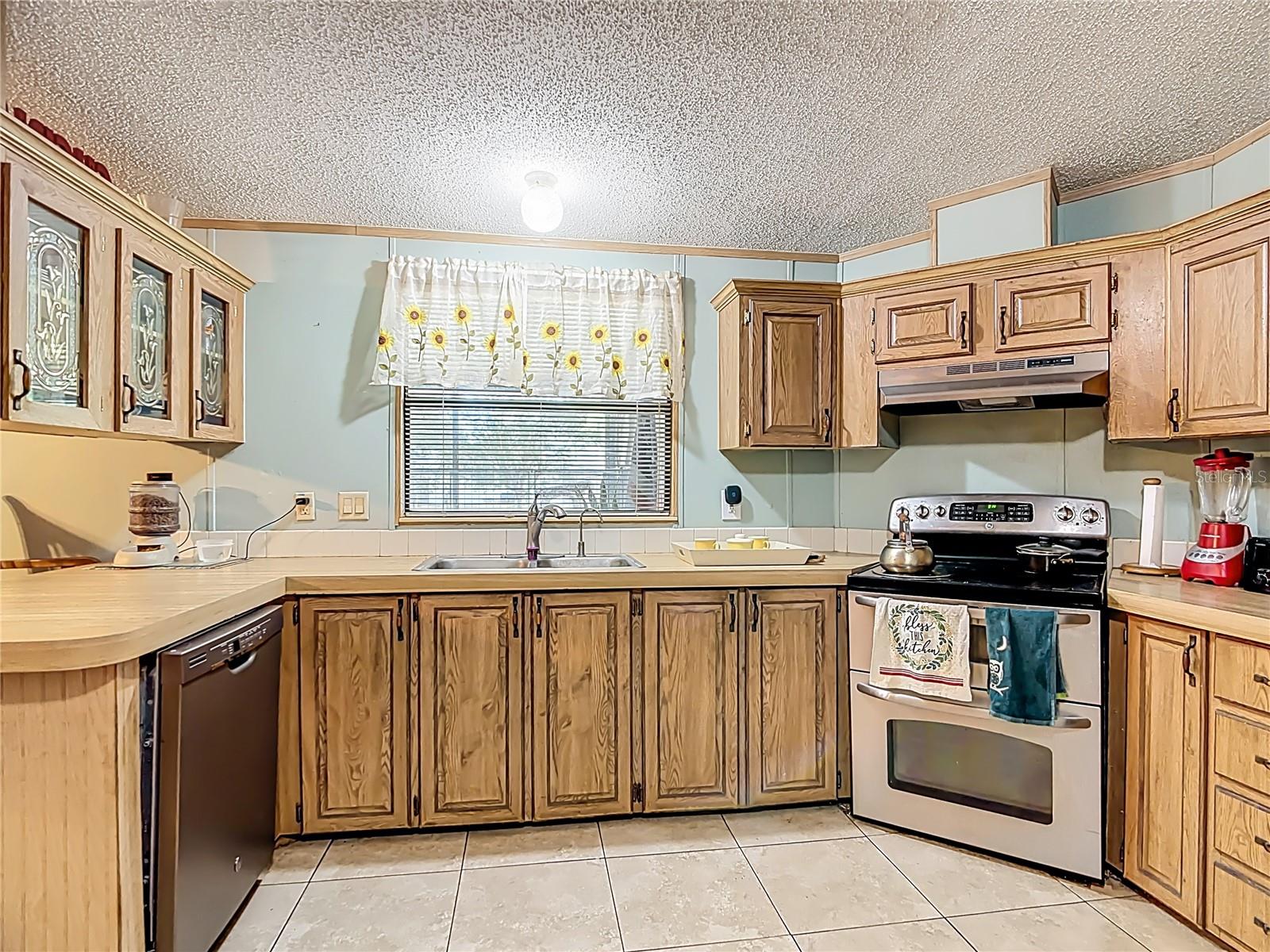 821 IRENE DR, AUBURNDALE, FL, 33823